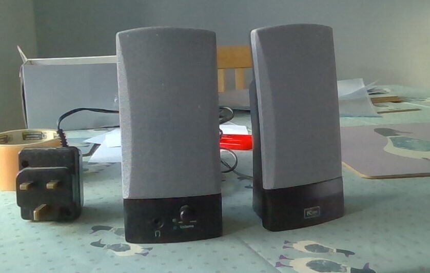 pc line speakers